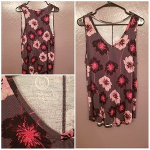 Large flowy flower top